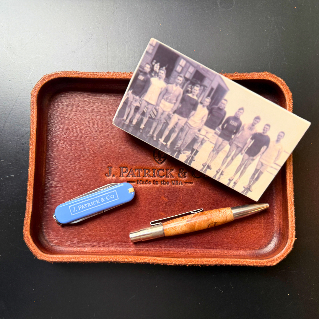 Essential Swiss Army Pocket Knife